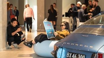 Porsche presenta 'Design starts on Paper' en Copenhague, uniendo diseño y automovilismo