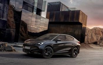 CUPRA Tavascan lanza pedidos para su nueva gama, incluyendo la versión Black Edition
